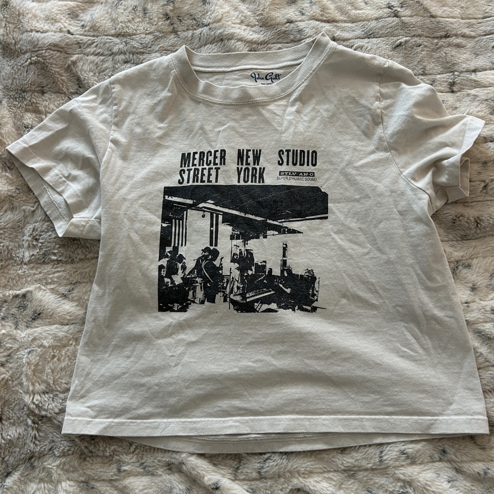 Brandy Melville Gray Graphic Tee